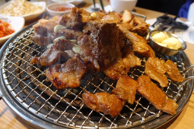  요즘 핫한 무한리필 갈비집 : 궁금해서 가본 ‘명륜진사갈비’ 발산점 후기