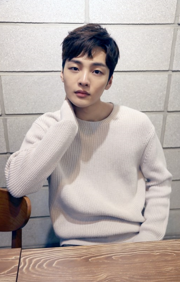  [남친짤] 꽃파당 김민재 배경화면