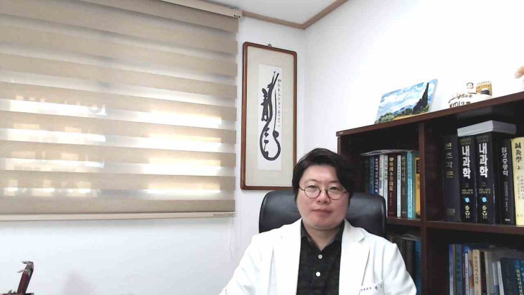  얼굴이 붓는이유 가렵기도 하고 따가울때