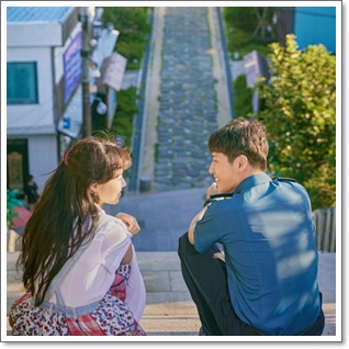  KBS2 수목드라마 동백꽃 필 무렵 등장인물 공효진 강하늘 김지석