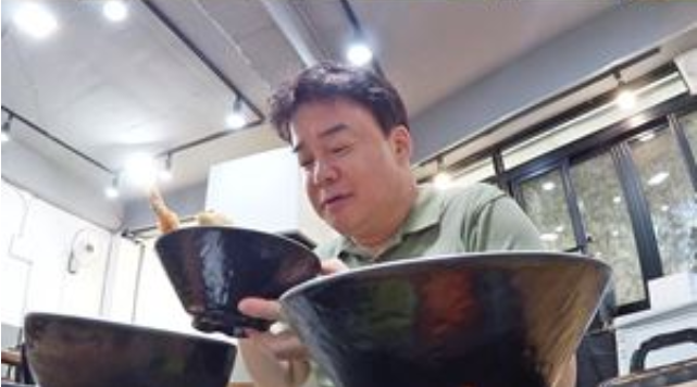 백종원 골목식당 둔촌동 닭갈빗집 닭갈비집 옛날돈가스집 돈까스 튀김덮밥집 초밥집 봄플레이트 한완희 춘천닭갈비 준까스 온전히 촬영지 어디 위치 촬영장소 백종원의 골목식당 84회