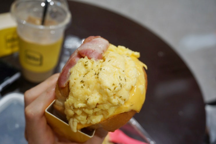  롯데마트 서초점 맛집 샌드위치로 점심해결!