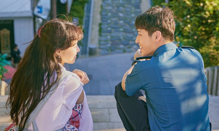  수목드라마 동백꽃필무렵:강하늘.공효진 인물관계도, 순수하게 빠져드네
