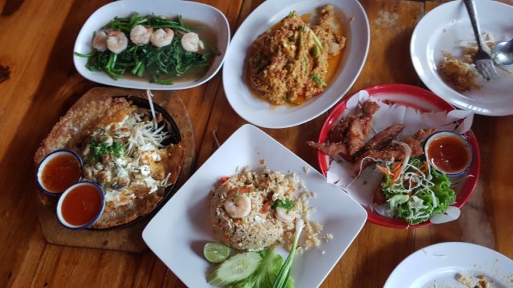 태국 방콕 자유 여행 : 방콕 맛집  /  노스이스트 / 한국인 맛집 / 현지인 맛집 / 뿌팟퐁커리 / 모닝글로리 / 굴전 / 항정살 튀김 / 땡모반 맛집 /  Northeast
