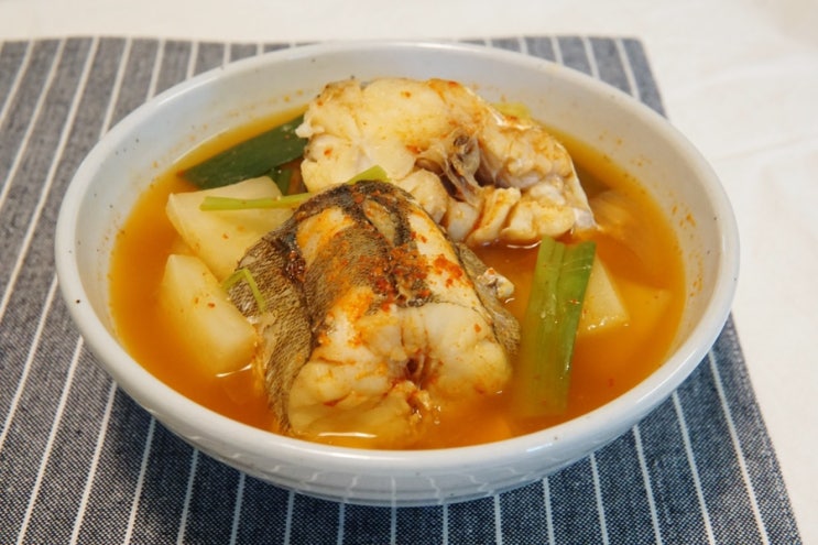 시원한 대구탕 끓이는 법 기본만해도 맛있는 의외로 간단한 국요리 시원한 대구탕 끓이는 법 기본만해도 맛있는 의외로 간단한 국요리