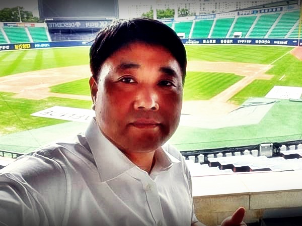 양준혁 변호인 "밥도 못먹을 정도 충격…명예훼손·협박죄 내일 고소" 양준혁 변호인 "밥도 못먹을 정도 충격…명예훼손·협박죄 내일 고소"
