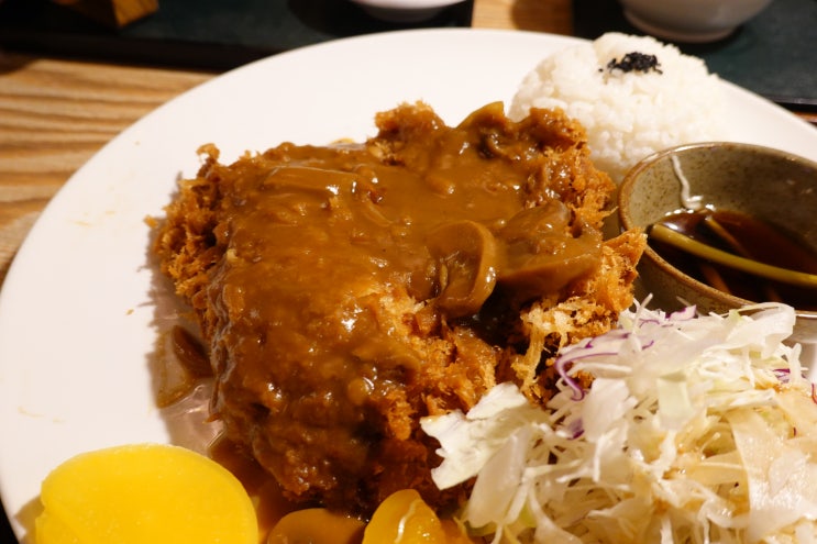  강남역 맛집 바삭한 돈까스