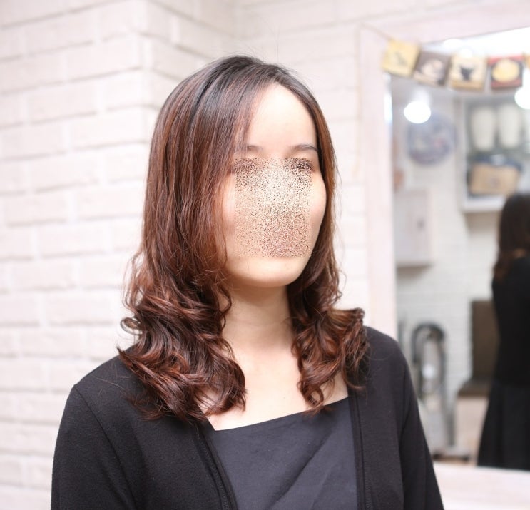  긴머리 레이어드 컷 후 웨이브펌 했어요