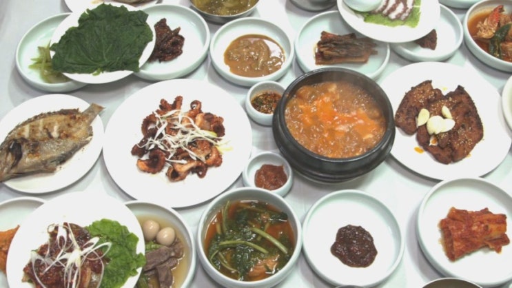  백반기행 순천 남도 한정식 인요한 단골 집 30년 식당 상다리 휘어지는 주꾸미 숯불 쭈꾸미 금풍생이 대원식당 순천 백반집 17회 식객 허영만의 백반기행 순천 한정식집 한식당 한식집