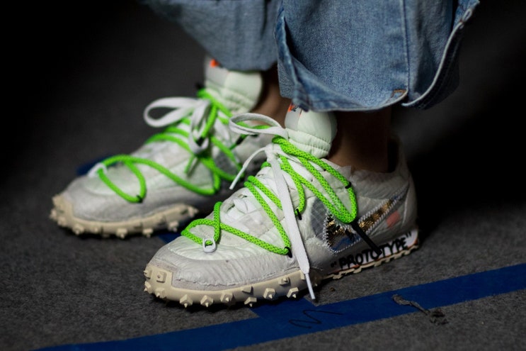  오프화이트 x 나이키 와플레이서 발매정보/ OFF-WHITE x Nike Waffle Racer