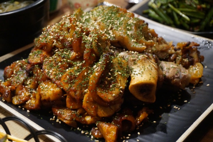  신촌 족발 맛집 대현매운족발 튀김족발