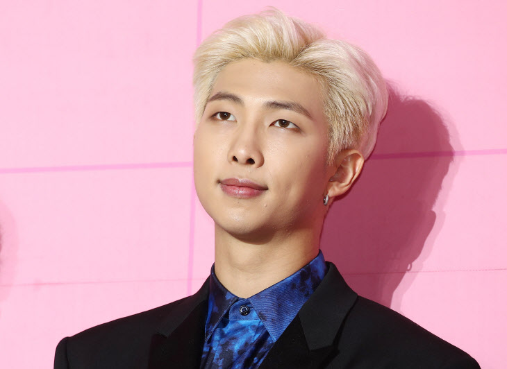  방탄소년단 RM, 청각장애 학생들 음악교육 위해 1억원 기부