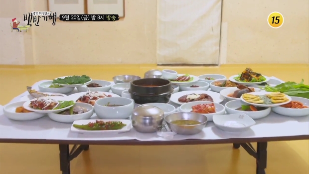  백반기행 순천 한정식 전어회 무침 전어 구이 웃장 국밥집 수육 서비스 숯불 주꾸미 인요한 단골집 남도 한정식 순천 백반집 17회 식객 허영만의 백반기행 순천 마늘통닭 옛날 통닭집