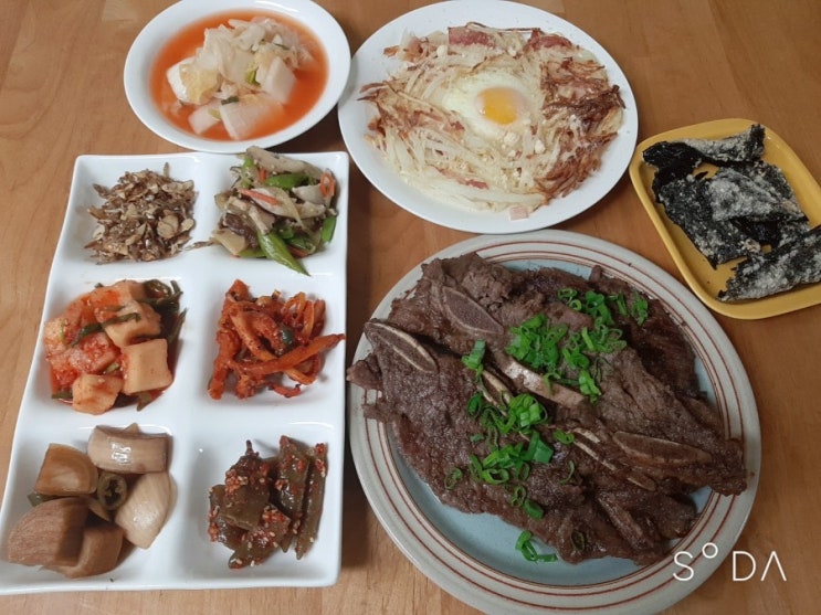  9월20일 금요일 가계부/일기-얏호~!불금,나에겐 10첩반상이있어c 호락호락하지않아!