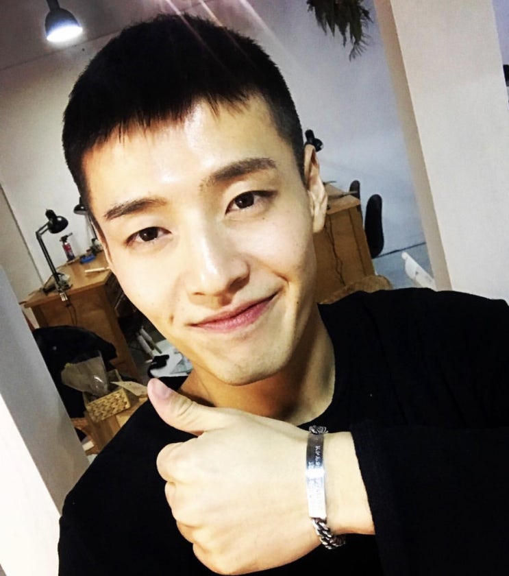 강하늘 나이 키 전역 생일 과거 여자친구 인스타