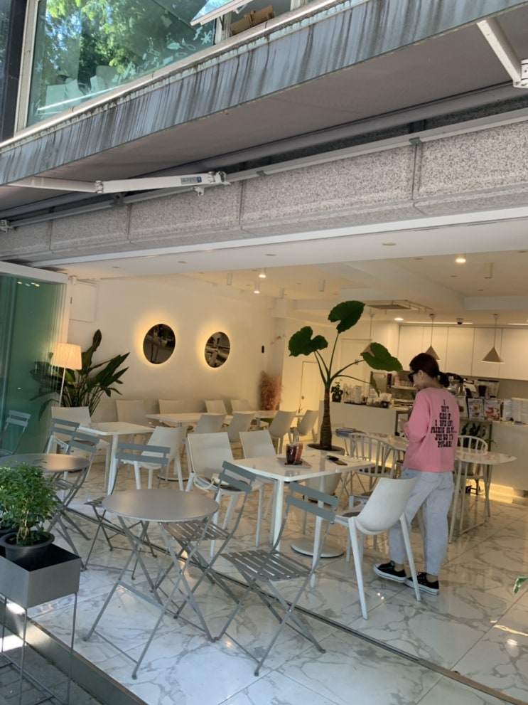  양재천 예쁜카페 플로렛플라워 카페