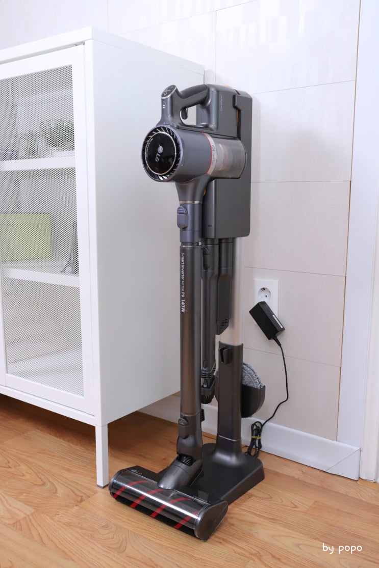  무선청소기 엘지 A9 물걸레 집안미세먼지도 깔끔하게 해결