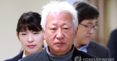  류석춘 연세대 교수 강의중 "위안부는 매춘…일본 가해자 아냐" [연합뉴스 퍼 옴]