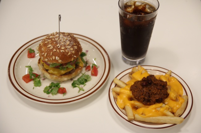  하남신세계백화점 아이엠어버거 스파이시 아보카도 버거 맛보기