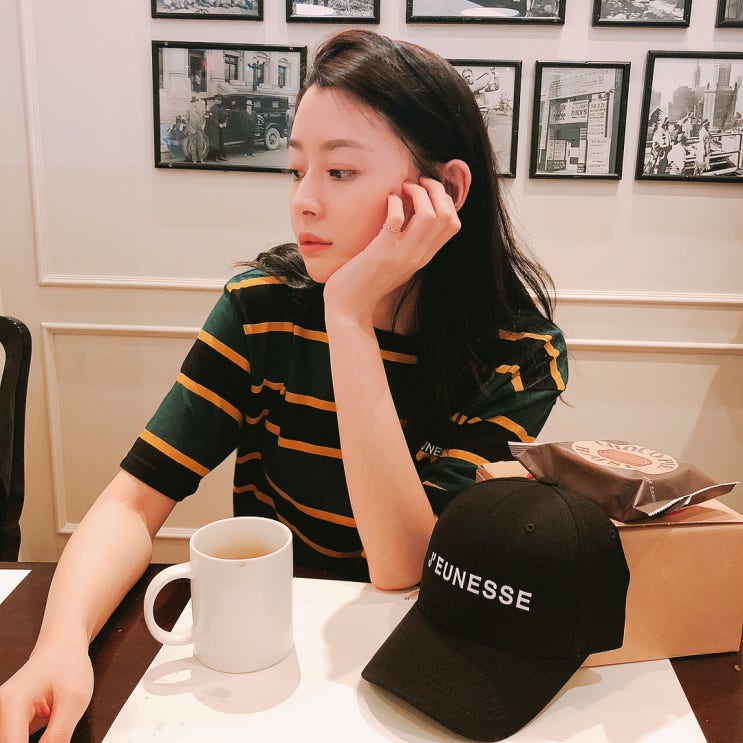 권나라 인스타그램 속 사복패션