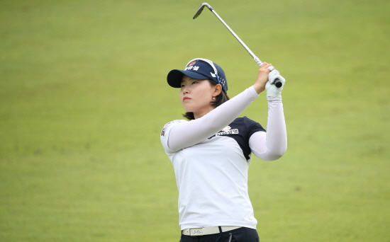  올포유-레노마 3라운드 결과...임희정 단독선두..김지현 2위..우승다툼