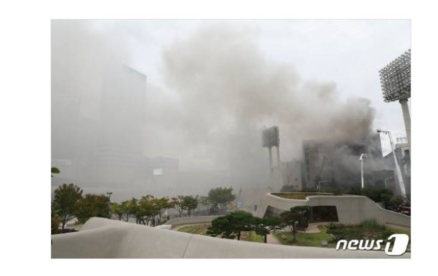  동대문 제일평화시장 화재, 10시간째 진화중.. 꺼졌다 다시 발화