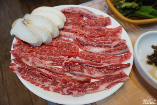  울산 한우 봉계 맛집, 17호 태풍 타파를 뚫고 놀이터숯불구이 다녀왔어요 :)