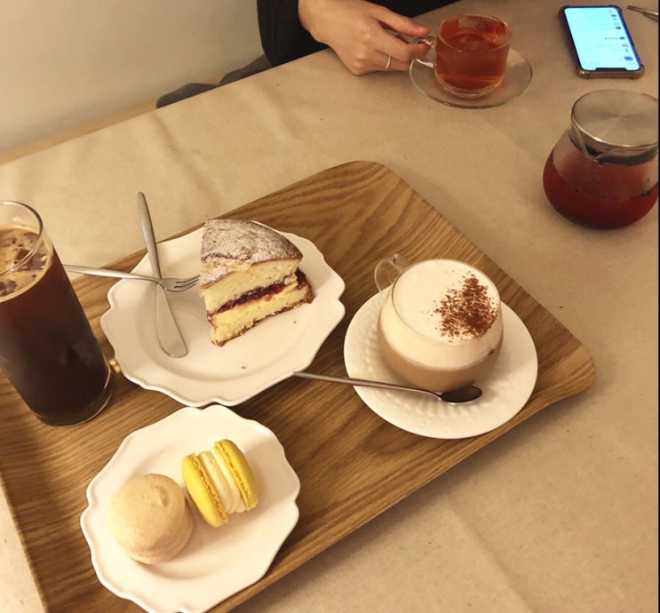  [광양카페] YOUR AUTUMN, 유어어텀 / 광양읍 예쁜카페 / 광양 마카롱 / 광양 케이크주문 / 아늑한 분위기 광양카페