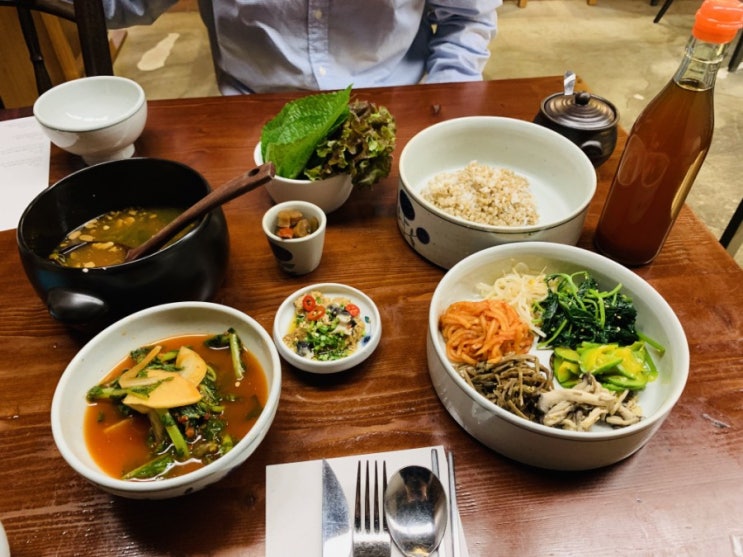 광화문 맛집 :: 자꾸 생각나는 돈가스, 보리밥정식 이스트빌리지 서울