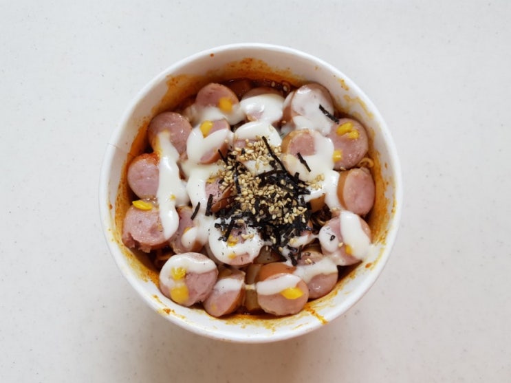  마크정식 자이언트 떡볶이+불닭볶음면 꿀조합 야식으로 최고