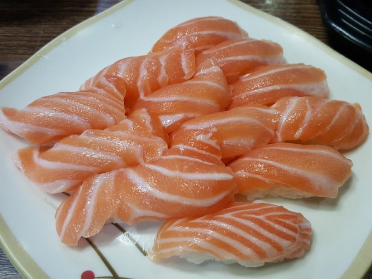  시흥사거리맛집 초밥이 유명한 은행골