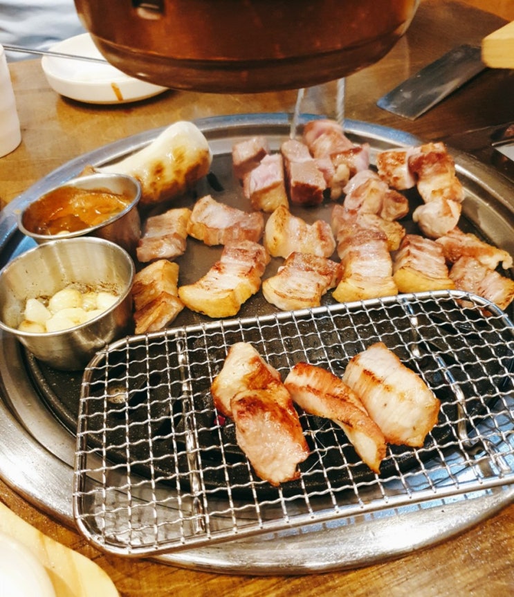  #광장점 최원석의 돼지한판& 서해쭈꾸미#돼지고기와 쭈꾸미를 한번에 먹을 수 있는 곳!