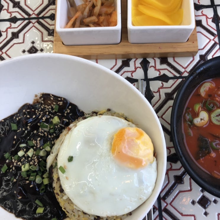  물음표 입니다.