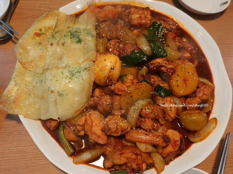  부산 개금동 찜닭 맛집 <동궁찜닭> : 자주 찾고 싶은 맛 황금찜닭