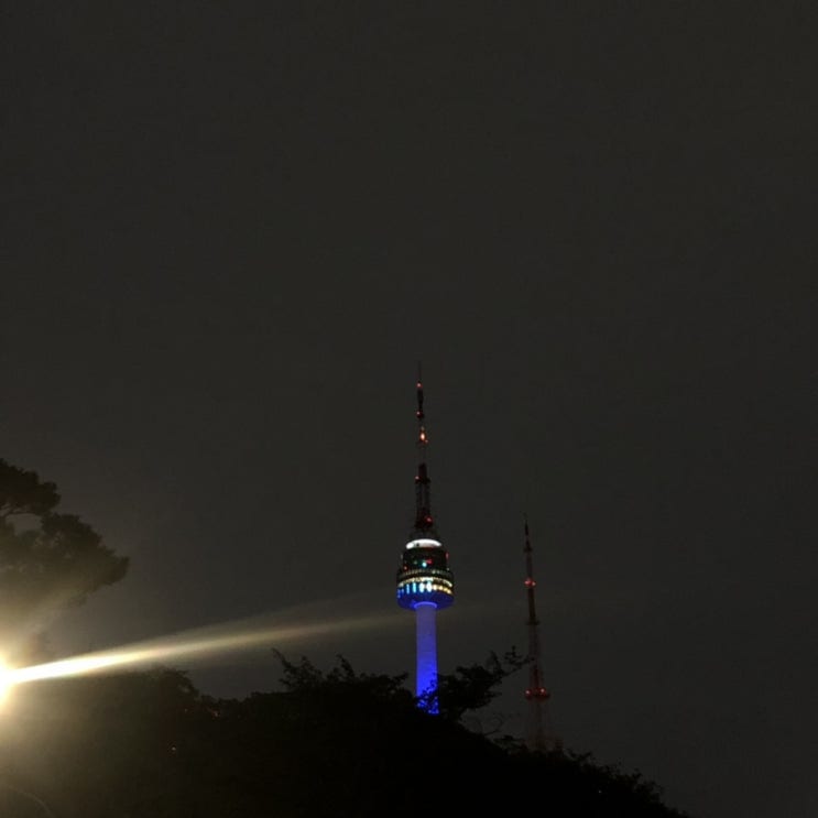  주말 나들이 서울가볼만한 곳 : 한강 드라이브 : 이태원루프탑카페 : 남산공원 코스
