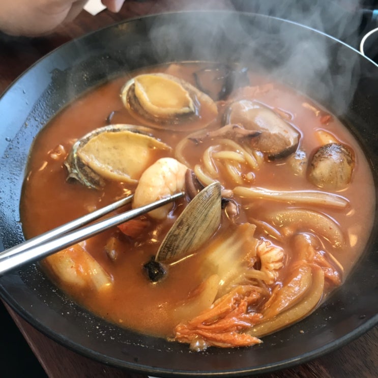  부산 아난티코브 식당, 이연복 [목란]