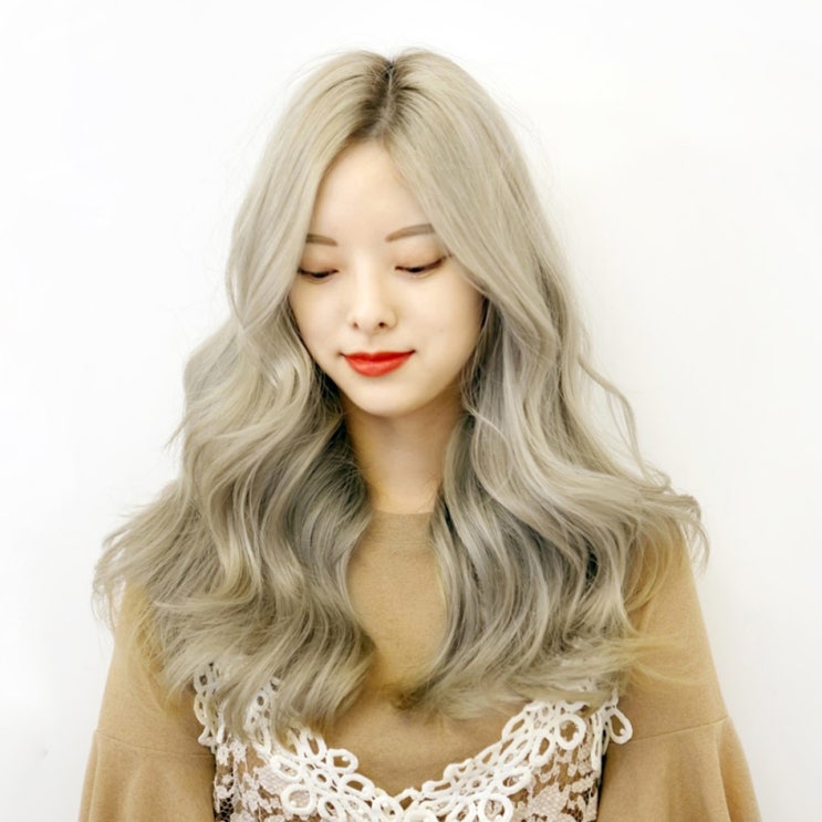  애쉬그레이 염색 바로 이느낌~
