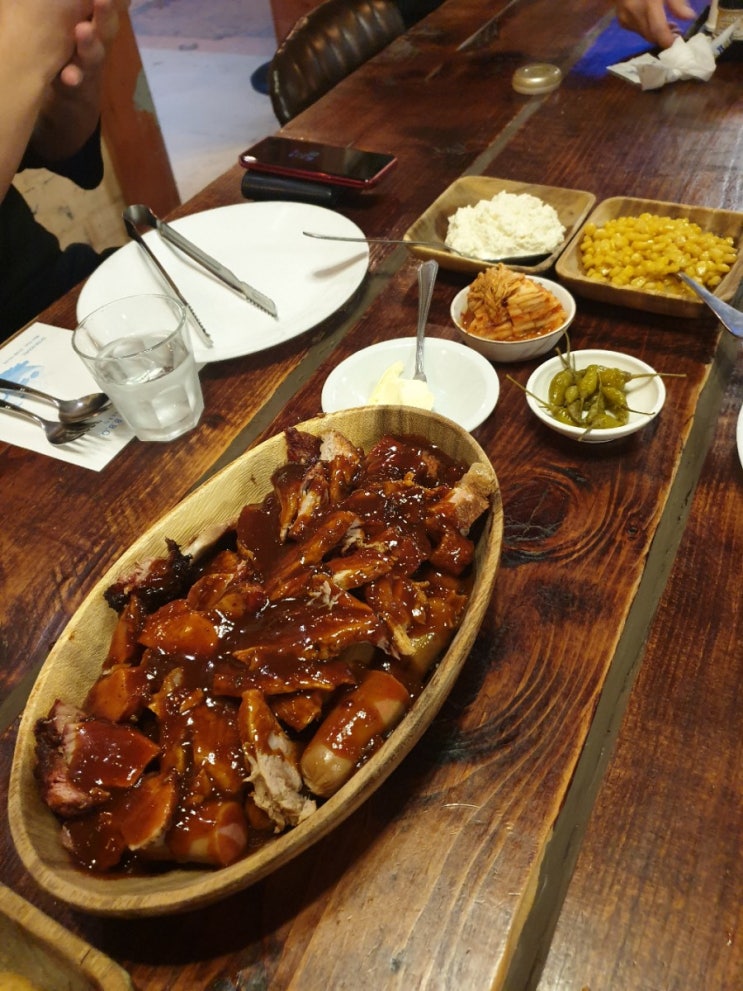  미국식 바베큐 맛있는집 독특하고 멋진 바베큐전문점 산속 비버스 BBQ 데이트코스 추천