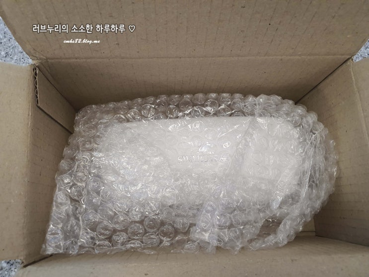  【스와로브스키 선글라스】 Swarovski 스완 선글라스 SK247 렌즈가 크니까 눈이 더 편안한 느낌이에요~