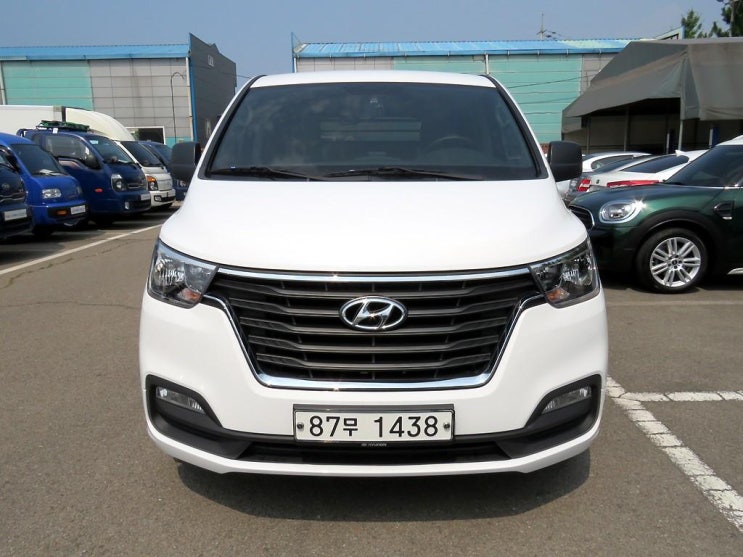 현대 더뉴그랜드스타렉스 밴 3인승 / 2019년식 / 61,763km / 오토 / 디젤 / 655577904 현대 더뉴그랜드스타렉스 밴 3인승 / 2019년식 / 61,763km / 오토 / 디젤 / 655577904