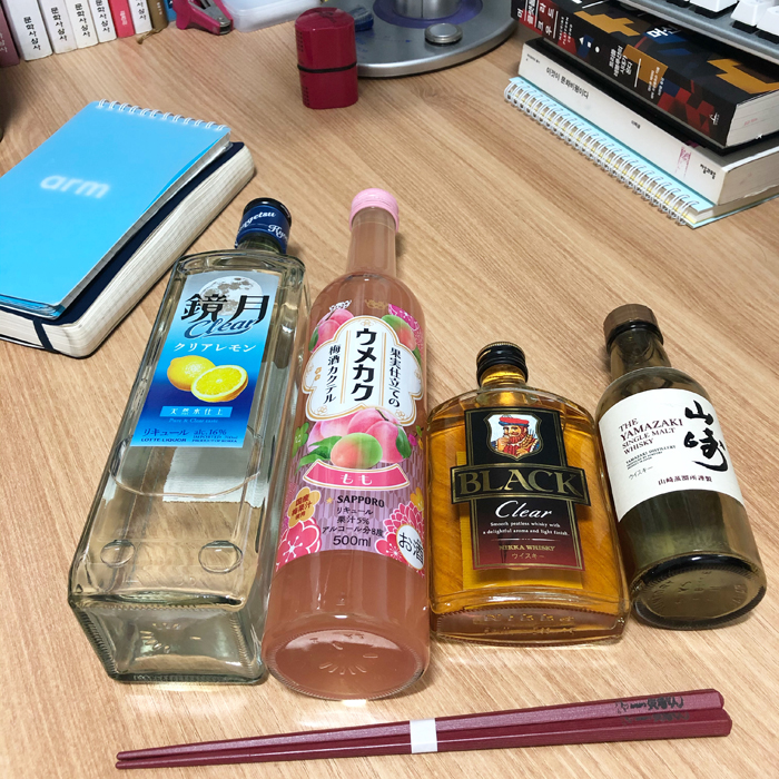  미소가츠 전용 젓가락, 타이를 챙기다가 시인 허수경이 생각난 밤에