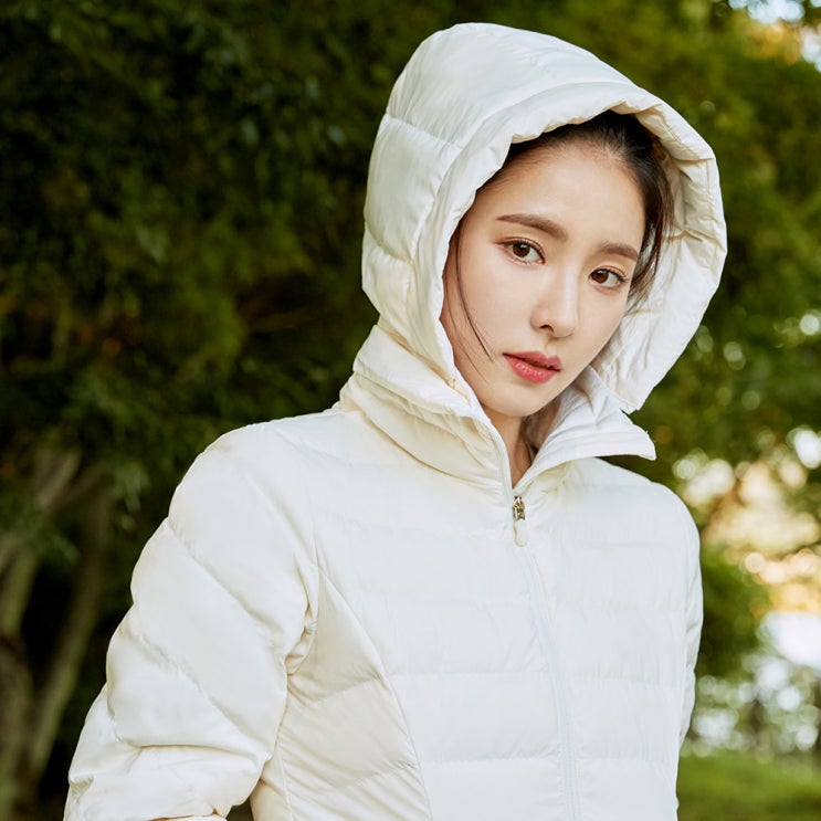  요가필라테스복 - 안다르에서 신세경 구스다운 세일!