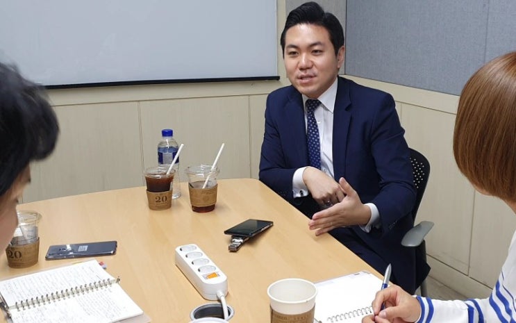  1인 브랜딩 저문가       이현호대표님 인터뷰