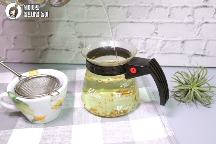  환절기에는 따뜻한 허브티 즐기기 (+ 허브티 효능)