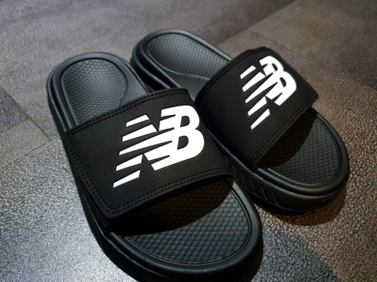 뉴발슬리퍼/ 2019 풋베드 슬라이드 ABB AWB 뉴발란스신상품 SD1501ABB