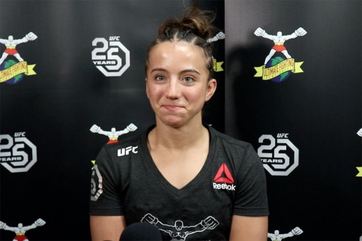 UFC 242 포이리에가 입은 하빕 셔츠 경매가 6만 달러 육박 등 단신 UFC 242 포이리에가 입은 하빕 셔츠 경매가 6만 달러 육박 등 단신