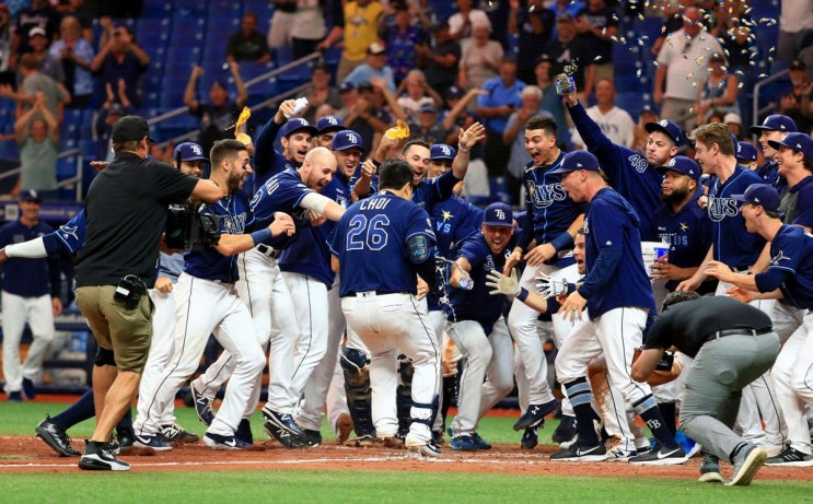  MLB-최지만 양키스 잡고 탬파의 포스트시즌 희망 연장하는 끝내기 홈런!!!