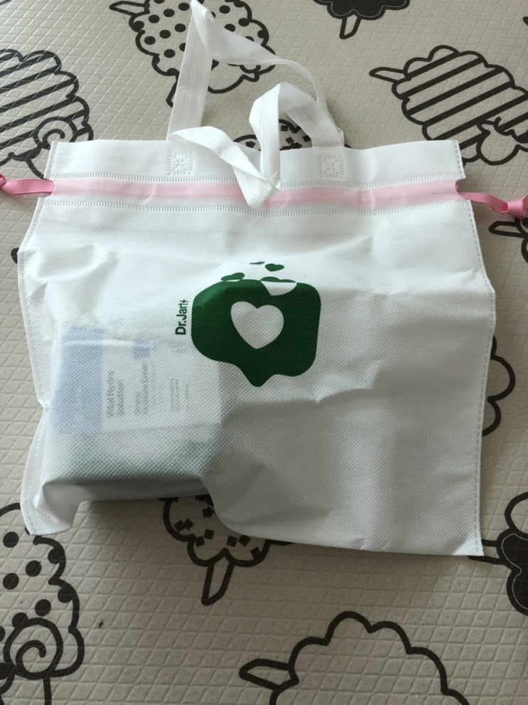  닥터자르트 시카세럼인 쿠션 나한테도 잘받기를^^*