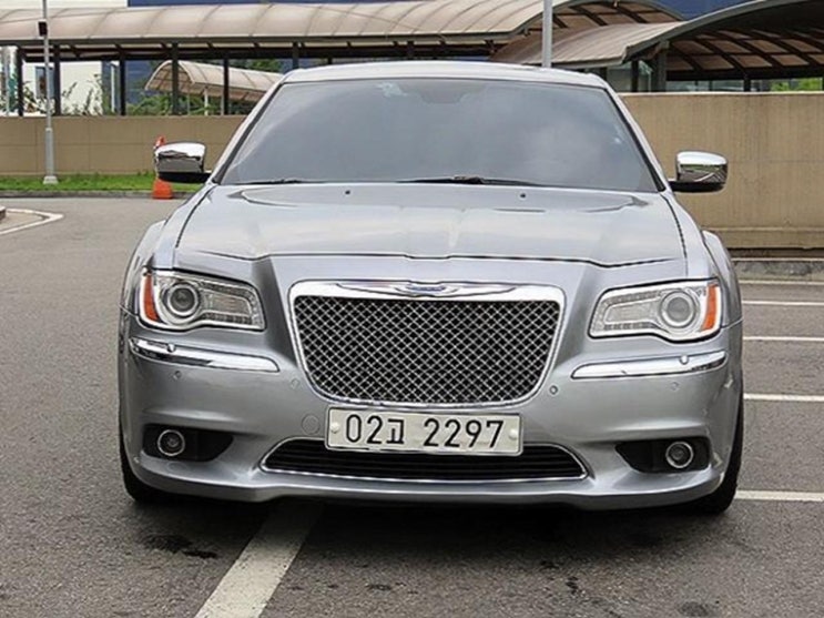  2013 크라이슬러 300C 3.0  316477km  중고차 정말 전액할부가능?
