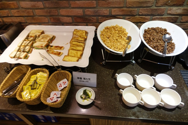  [남부터미널호텔] 서초 IMT 호텔 : 스탠다드 트윈룸 + 조식 후기 (조식이 맛있어요! E 호텔과 같이 운영됨)